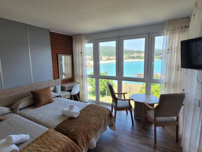 Casa de huéspuedes para 2 personas, con Terraza además de Jardín y Vistas en Rias Baixas