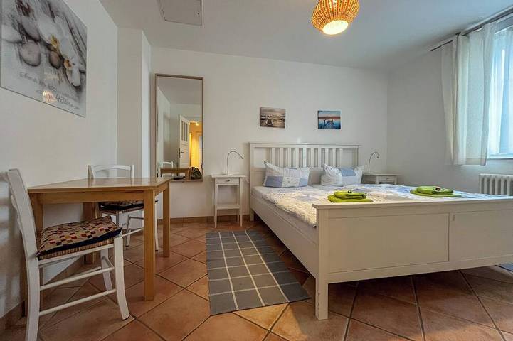 Ferienwohnung für 4 Personen, mit Garten - 1