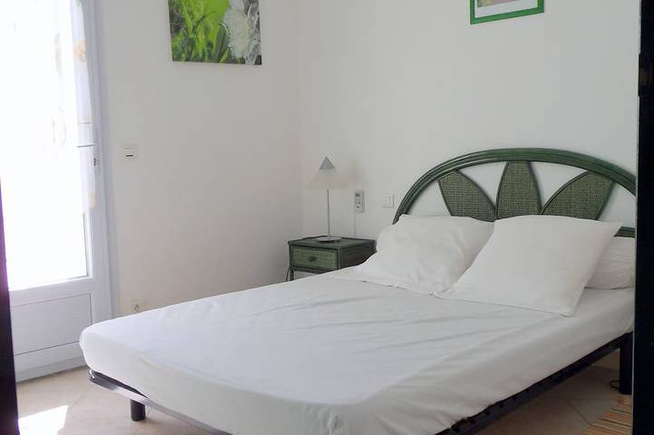 Location de vacances pour 8 personnes, avec terrasse et jardin dans Plage De Maora - 4