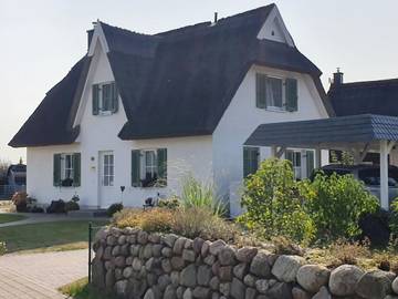 Ferienhaus für 6 Personen, mit Sauna und Garten in Ummanz