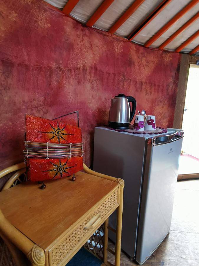 Yourte Namaste Homestay in Saint-Pargoire, Côte méditerranéenne (France)