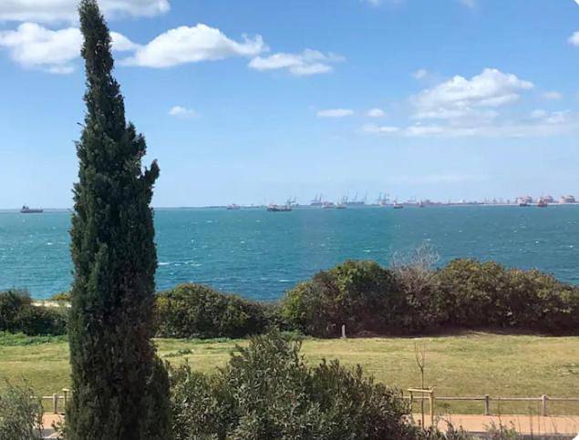 Appartement entier, Charmant T4 face à la mer in Port-de-Bouc, Côte méditerranéenne (France)