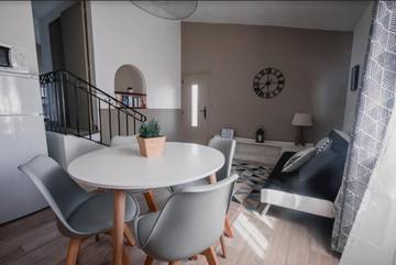 Gîte pour 4 personnes, avec vue et jardin dans Pramousquier