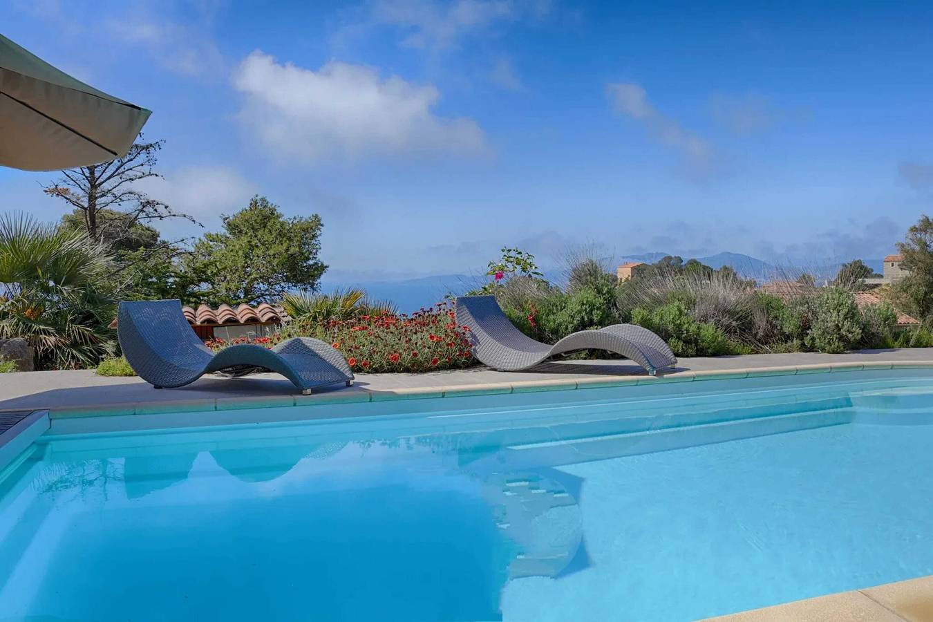 Amplia villa con piscina en Coti-Chiavari in Coti-Chiavari, Region de Ajaccio