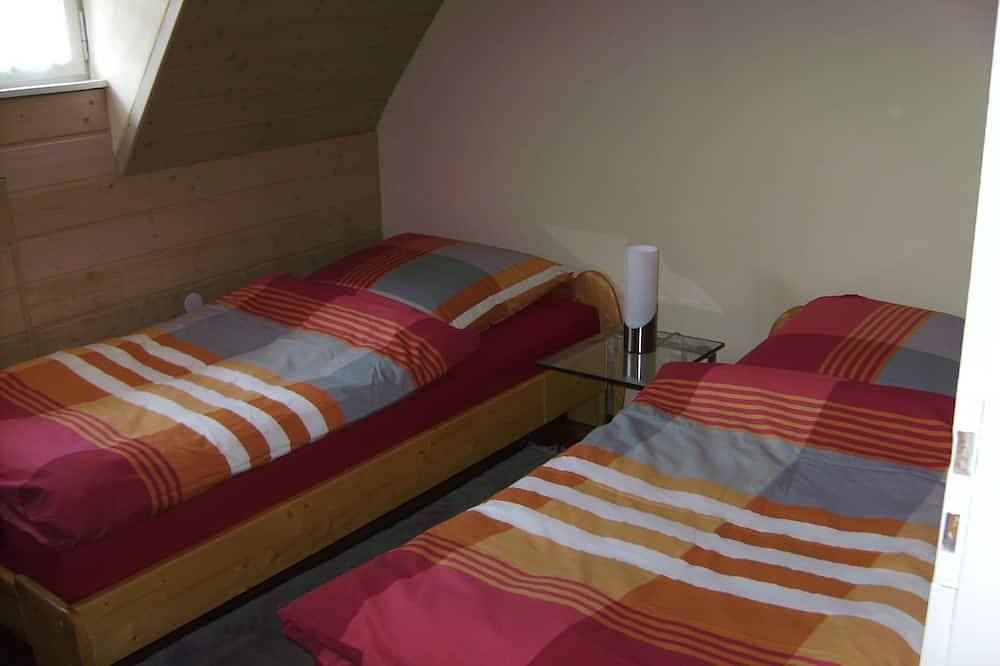 Ganze Wohnung, Ferienhaus in ruhiger Sonnenlage in Beilngries, Altmühltal