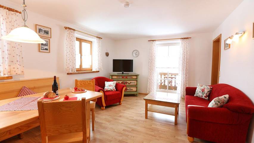 Bauernhof für 5 Personen, mit Balkon und Garten in Lenggries - 2