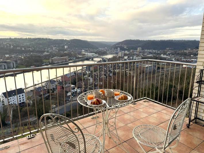 Ferienhaus für 12 Personen, mit Ausblick und Pool sowie Garten in Huy - 2