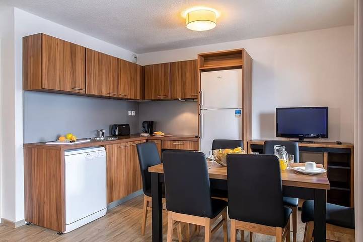 Ferienwohnung für 6 Personen, mit Pool und Sauna - 1