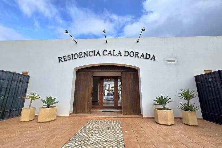 Holiday apartment for 4 people, with pool and balcony - 1