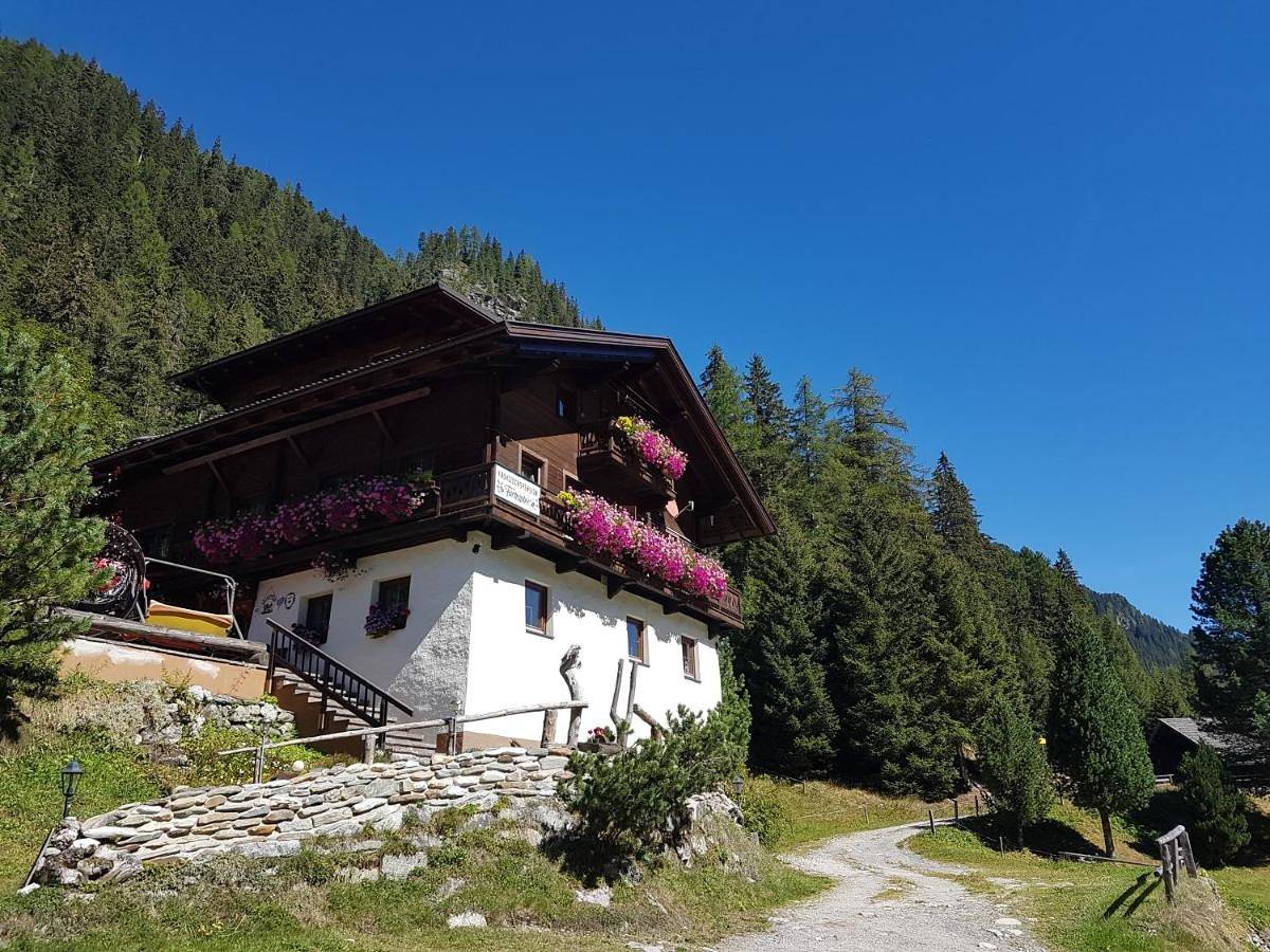 Pension Fürhapter mit Bio- Bauernhof in Sankt Jakob in Defereggen, Bezirk Lienz