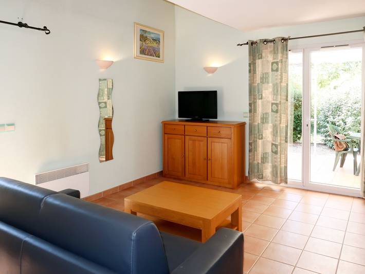 Location de vacances pour 6 personnes, avec terrasse et bassin pour enfant, animaux acceptés à Tourrettes - 3