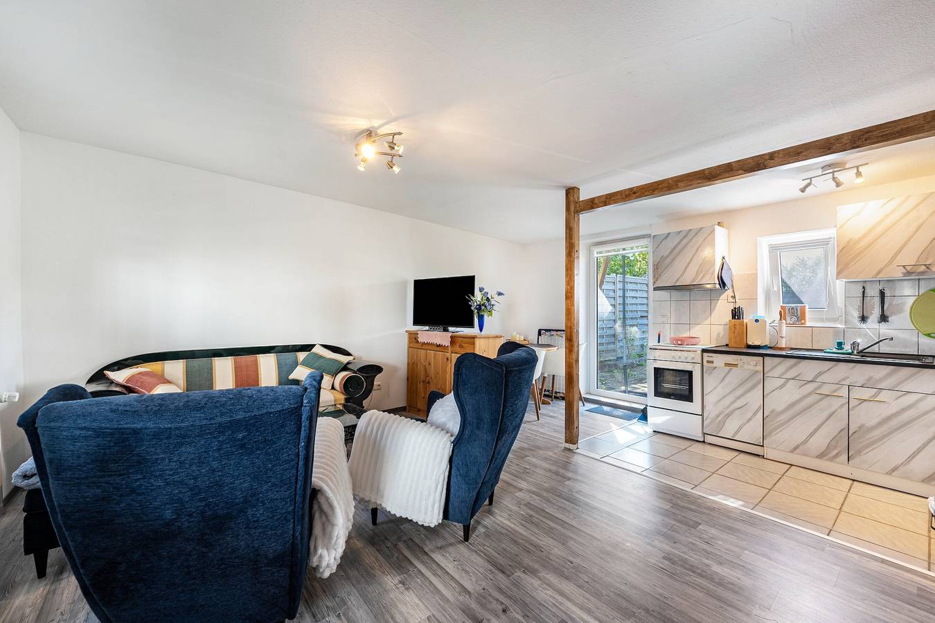 Apartamento entero, Nuevo apartamento vacacional con terraza in Klein Wittensee, Distrito de Rendsburg-Eckernförde