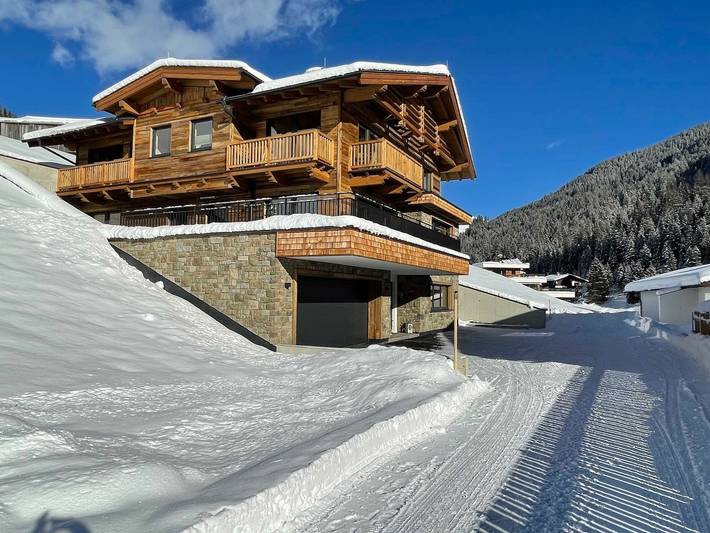 Ferienwohnung für 5 Personen, mit Garten und Ausblick sowie Sauna in Hintertux - 2