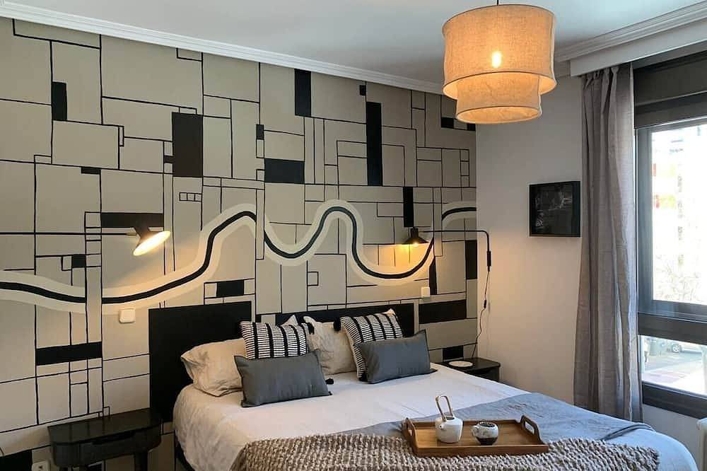 Apartamento entero, Arties - 4 bedrooms apartment in Almagro in Chamberí (Madrid), Madrid