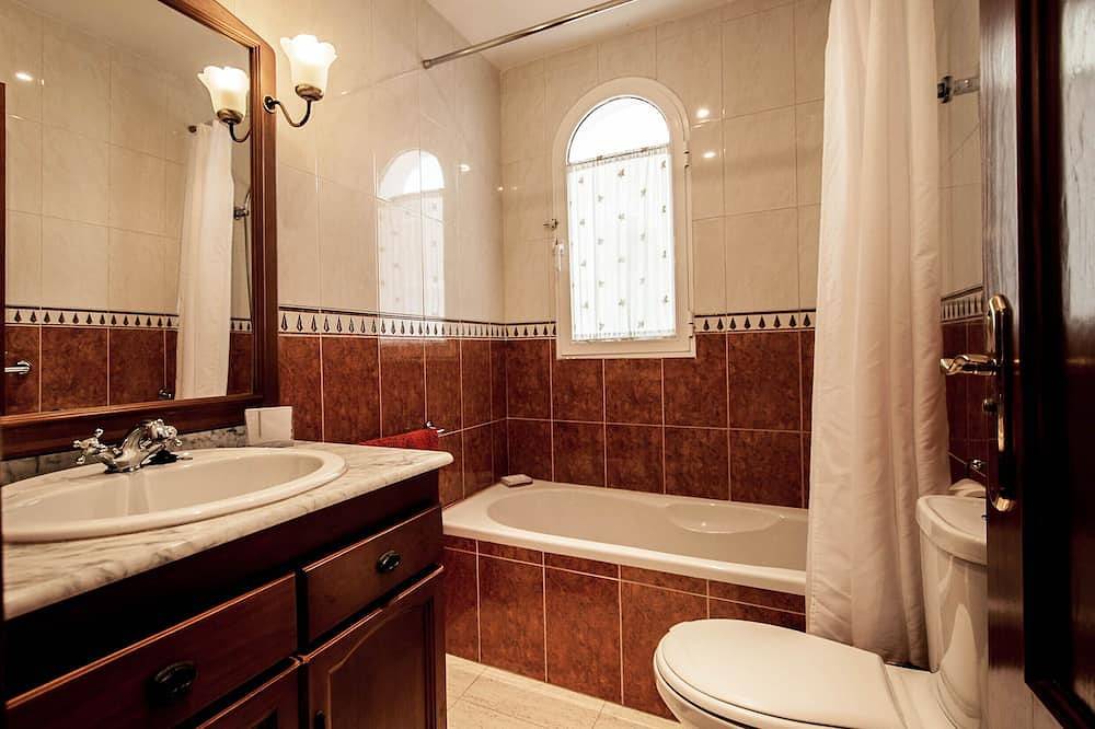 Ganze Wohnung, First floor apartment in Playa de Puerto Rey (Vera), Vera