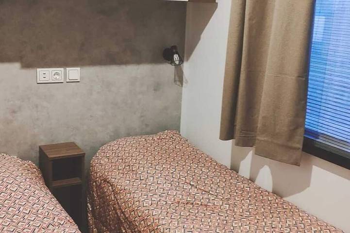 Mobil home pour 8 personnes, avec piscine à Litteau - 2