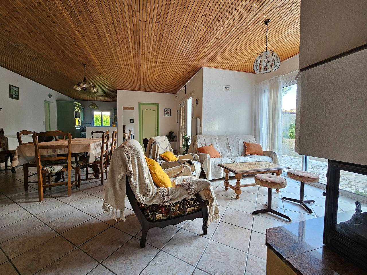 Quiet villa 6 people, direct beach access, pets on request in L'Aiguillon-la-Presqu'île, Vendée