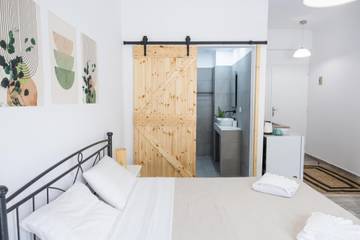Studio für 2 Personen in Kamari, Santorin, Bild 2
