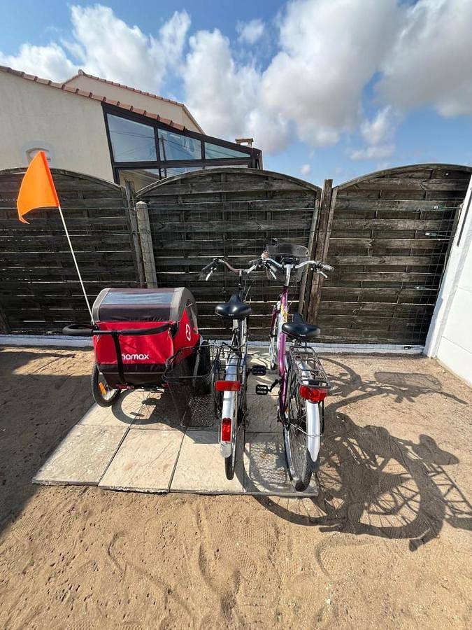La Parenthèse de la Presqu'île - Beach - Bikes in L'Aiguillon-sur-Mer, Fontenay-le-Comte