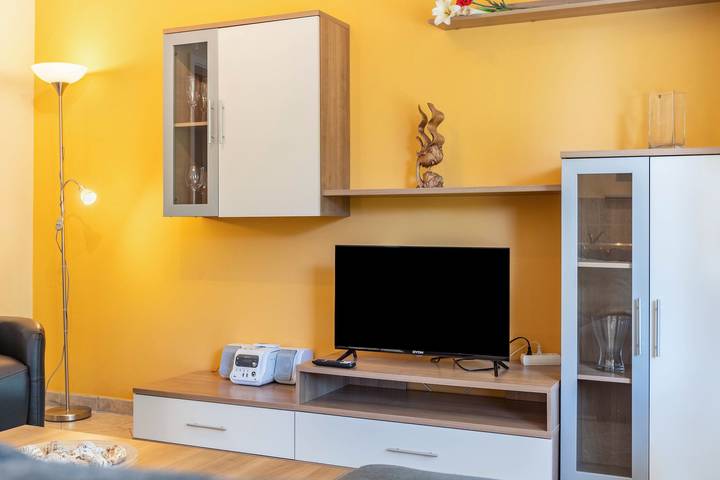 Appartement entier, Appartement 'U9 Eg' avec terrasse privée, jardin privé et Wi-Fi in Röbel, Lac Müritz