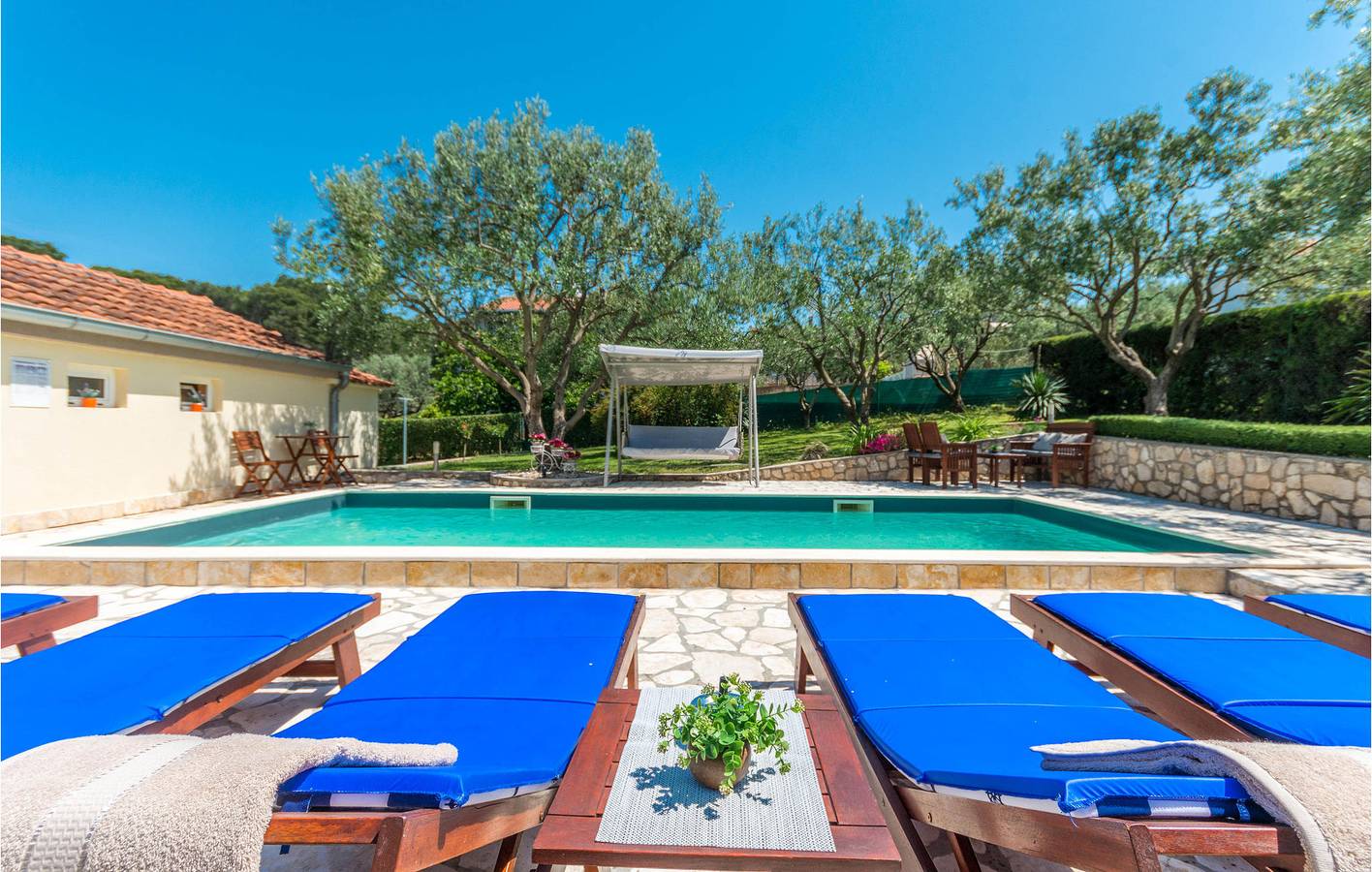Appartement de vacances entier, Appartement de vacances pour 4 personnes avec piscine in Sveti Filip i Jakov, Région de Zadar