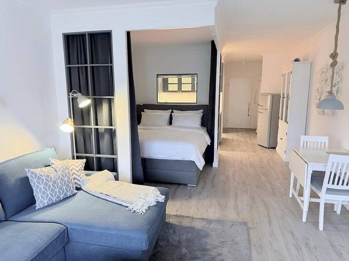 Ferienwohnung mit Meerblick für 2 Personen, mit Balkon und Terrasse sowie Garten in Travemünde