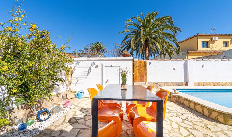 Villa pour 8 personnes, avec terrasse à Empuriabrava - 2