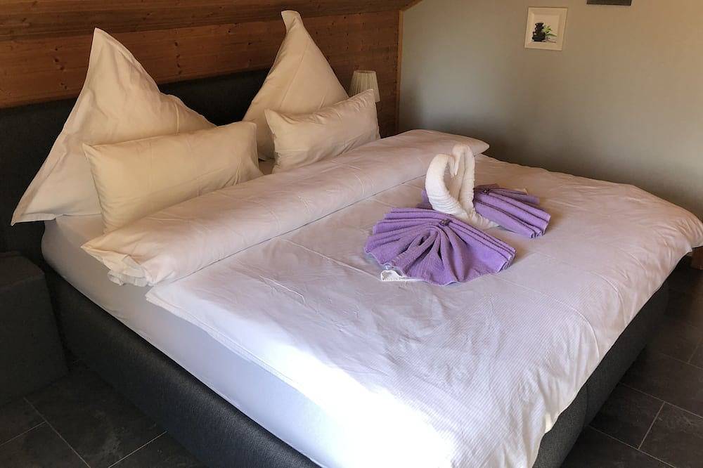 Comfortabel 4 * vakantiehuis, terras, barbecue, tuin, open haard, Wifi, incl. extra kosten in Ferienpark Himmelberg, Thalfang