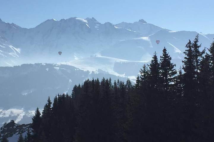Location de vacances pour 9 personnes, avec balcon à Combloux