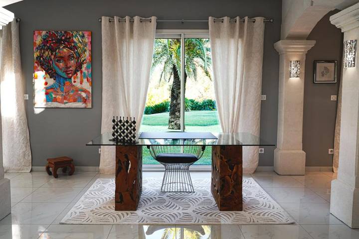 Location de vacances pour 10 personnes, avec jardin et jacuzzi ainsi que piscine et bassin pour enfant, adapté aux familles à Cannes-et-Clairan - 3