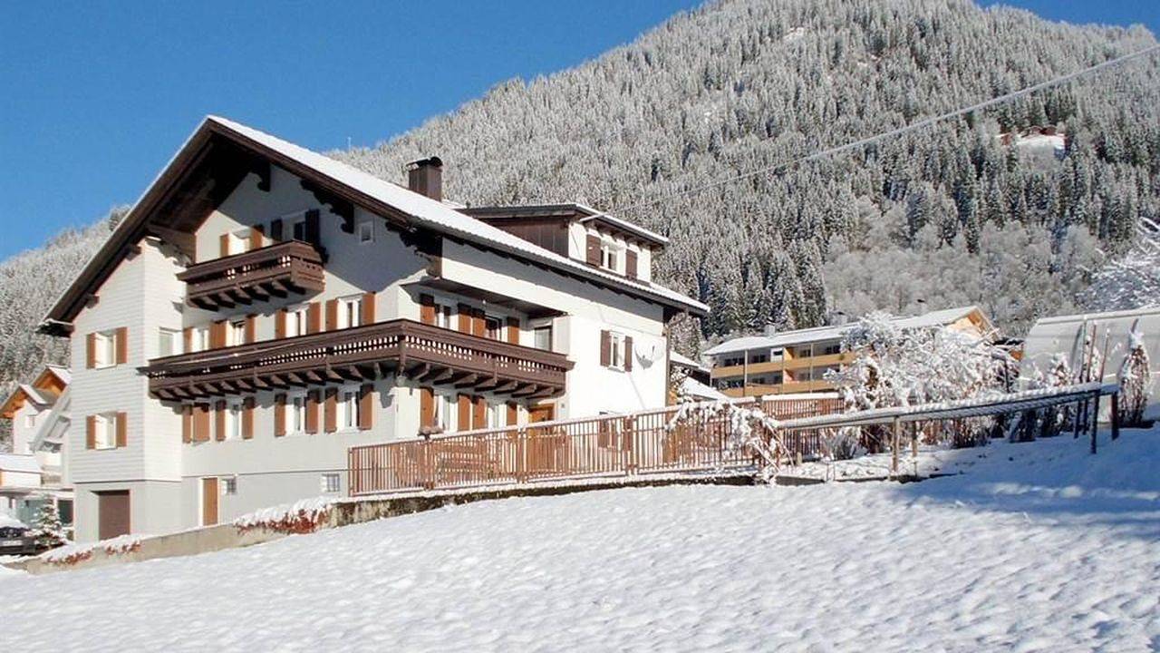 Geheel vakantieappartement, Vakantieappartement voor 6 personen met balkon in Sankt Gallenkirch (stad), Sankt Gallenkirch