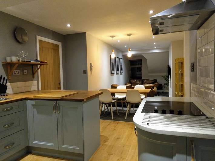 Apartment for 6 people, with Balcony and Terrace as well as View in Wirral