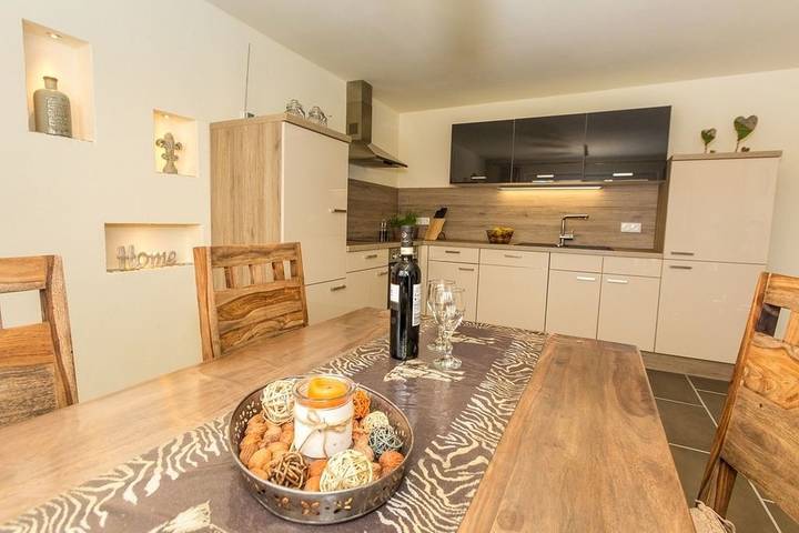 Ferienwohnung für 3 Personen, mit Terrasse und Sauna sowie Garten in Lindberg - 3