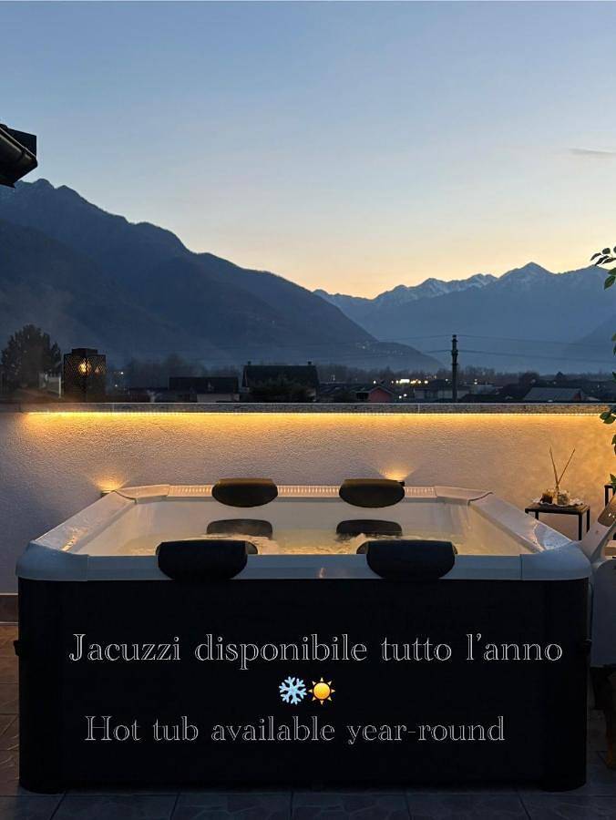 Gîte pour 4 personnes, avec Balcon et Jacuzzi ainsi que Terrasse et Vue dans Domodossola - 2