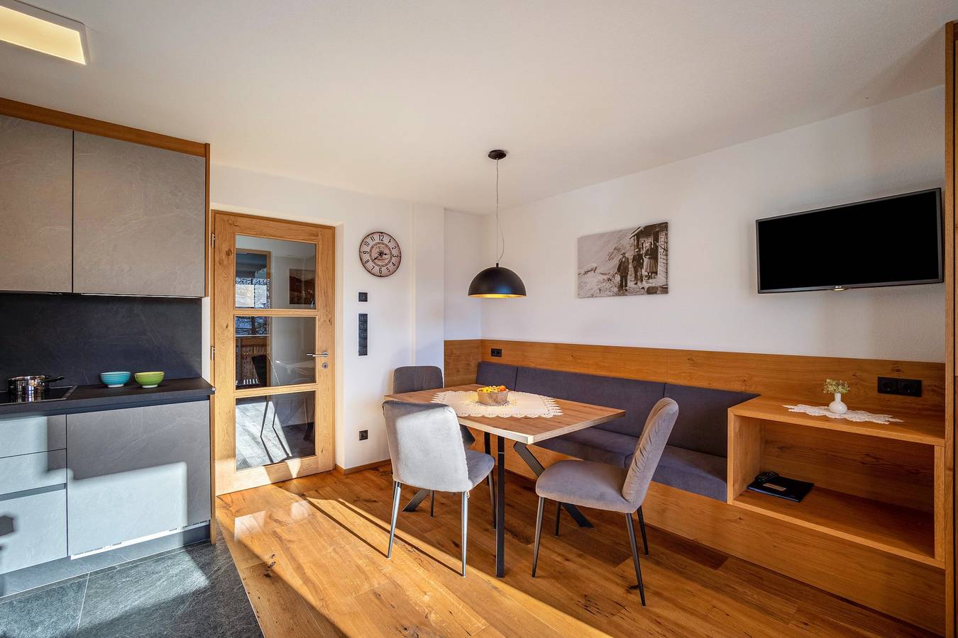 Ganze Wohnung, Ferienwohnung 'Hubertus - Speikboden' mit Bergblick, privater Terrasse und Wi-Fi in Ahornach, Sand in Taufers