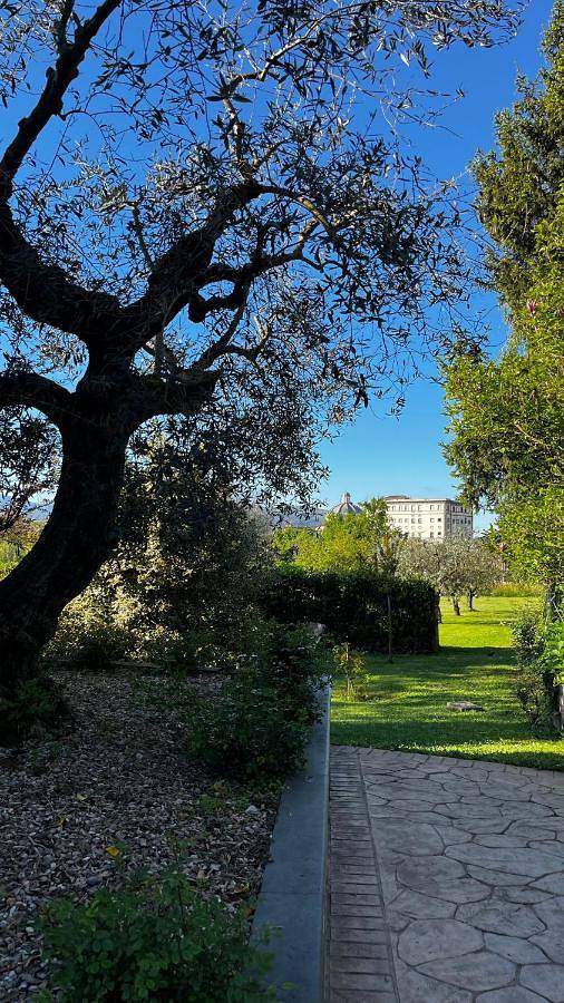 Large Double Room in Valmontone, Provincia di Roma