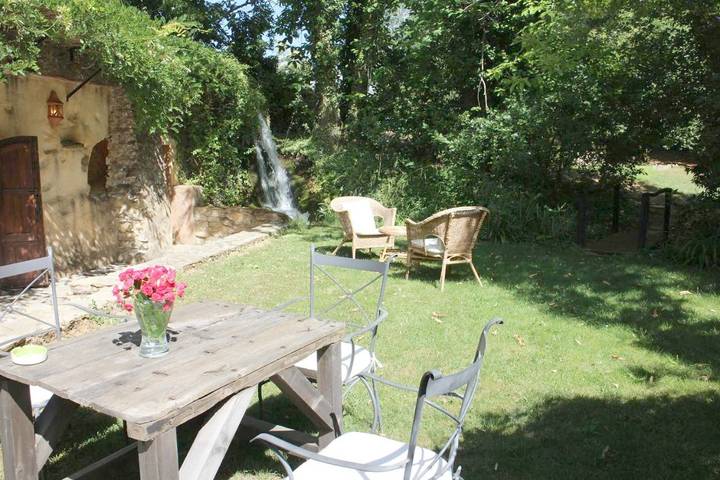 Casa rural para 3 personas, con piscina además de jacuzzi y jardín en Sierra de Aracena y Picos de Aroche - 4