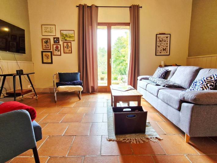 Komfortables Ferienhaus in Bitry mit Garten, Wlan und privatem Parkplatz in Bitry, Loire-Tal
