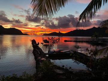 Maison d’hôte pour 4 personnes, avec balcon et vue dans Huahine