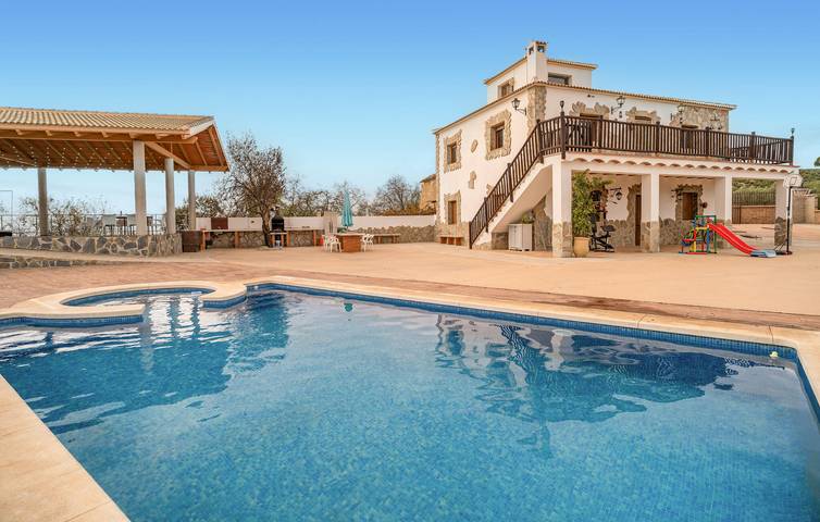 Encantador Apartamento con Piscina y AA a 2km de Algarinejo in Algarinejo, Provincia de Granada