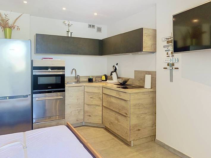Gîte pour 2 personnes, avec piscine dans Port de Bormes les Mimosas - 3