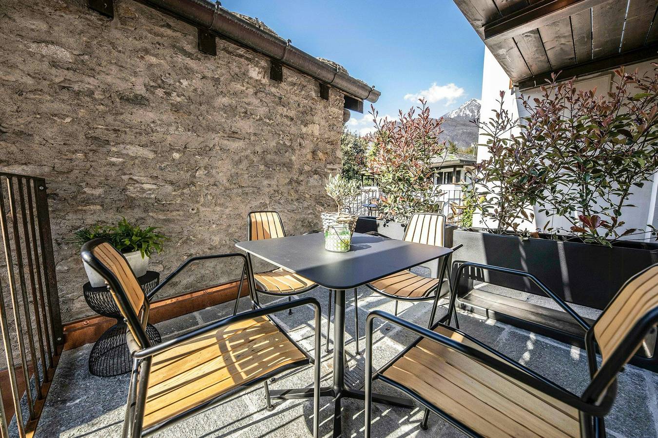 Ganze Wohnung, Alpines Loft im historischen Viertel von Chiavenna in Kleven, Bernina-Alpen