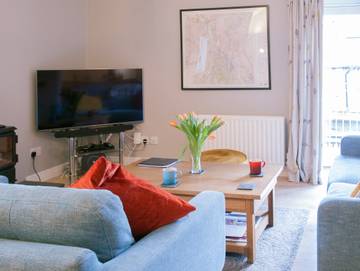 Log Cabin for 6 People in Windermere, Cumbria, Photo 2