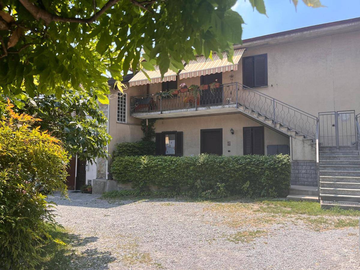 Il Cortile Como Single & Double Room in apartment No Hotel in Como, Comer See