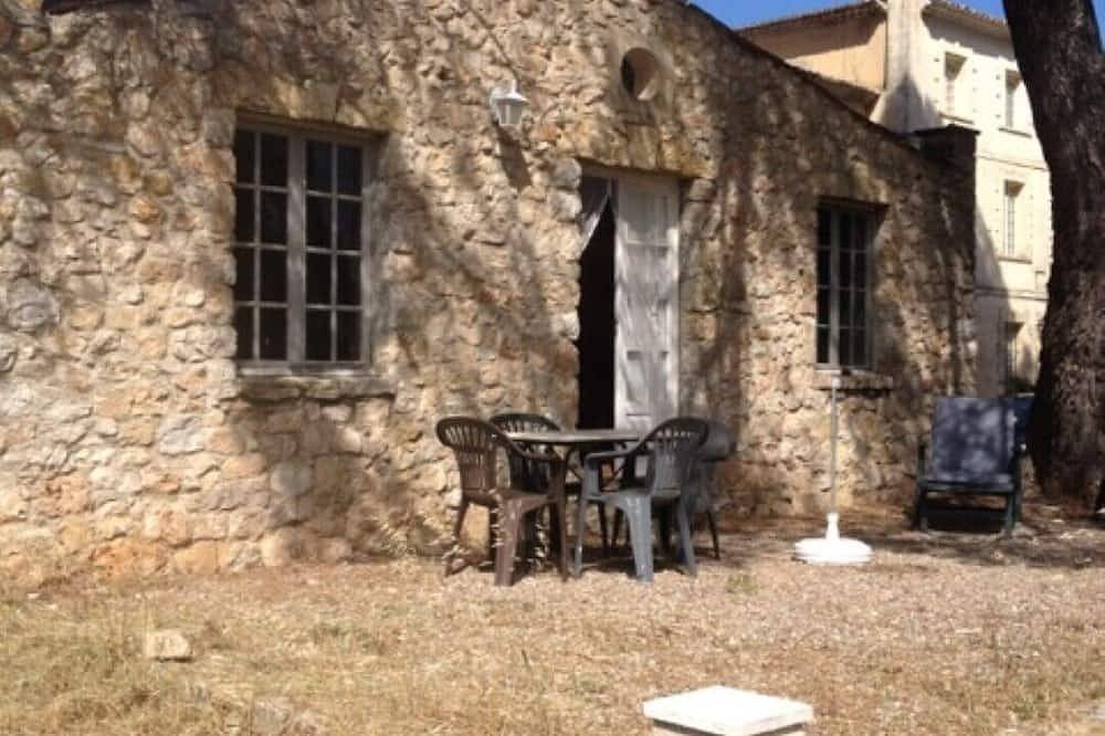 Location pavillon de vacances T2  dans le Haut Var in Tavernes, Région de Brignoles