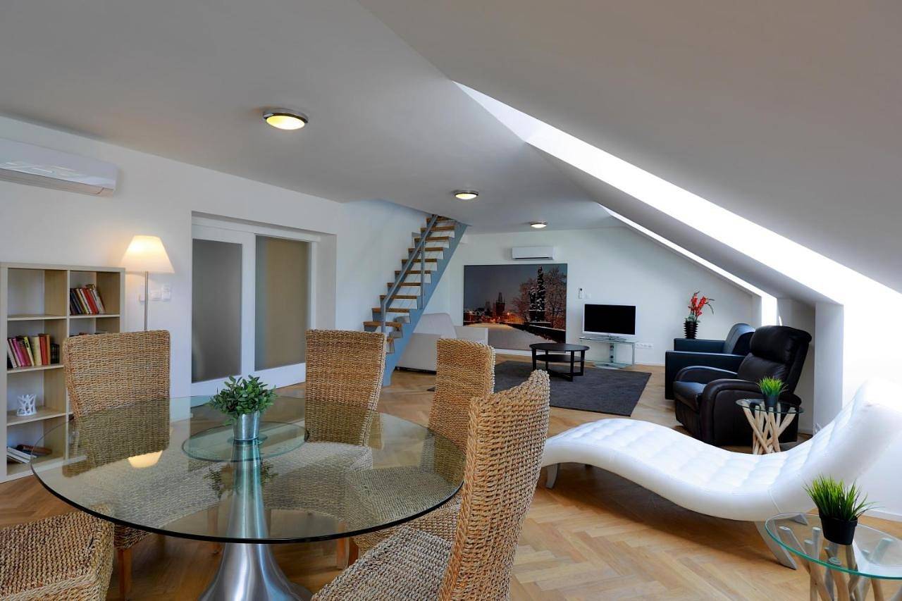 James Hotel & Apartments in Prague, Bohême centrale