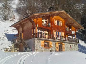 Gîte pour 4 personnes, avec vue et jardin, animaux acceptés dans Col des Aravis