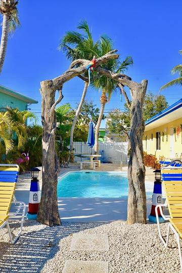 Villa for 6 Guests in Duck Key, Monroe County, Picture 1