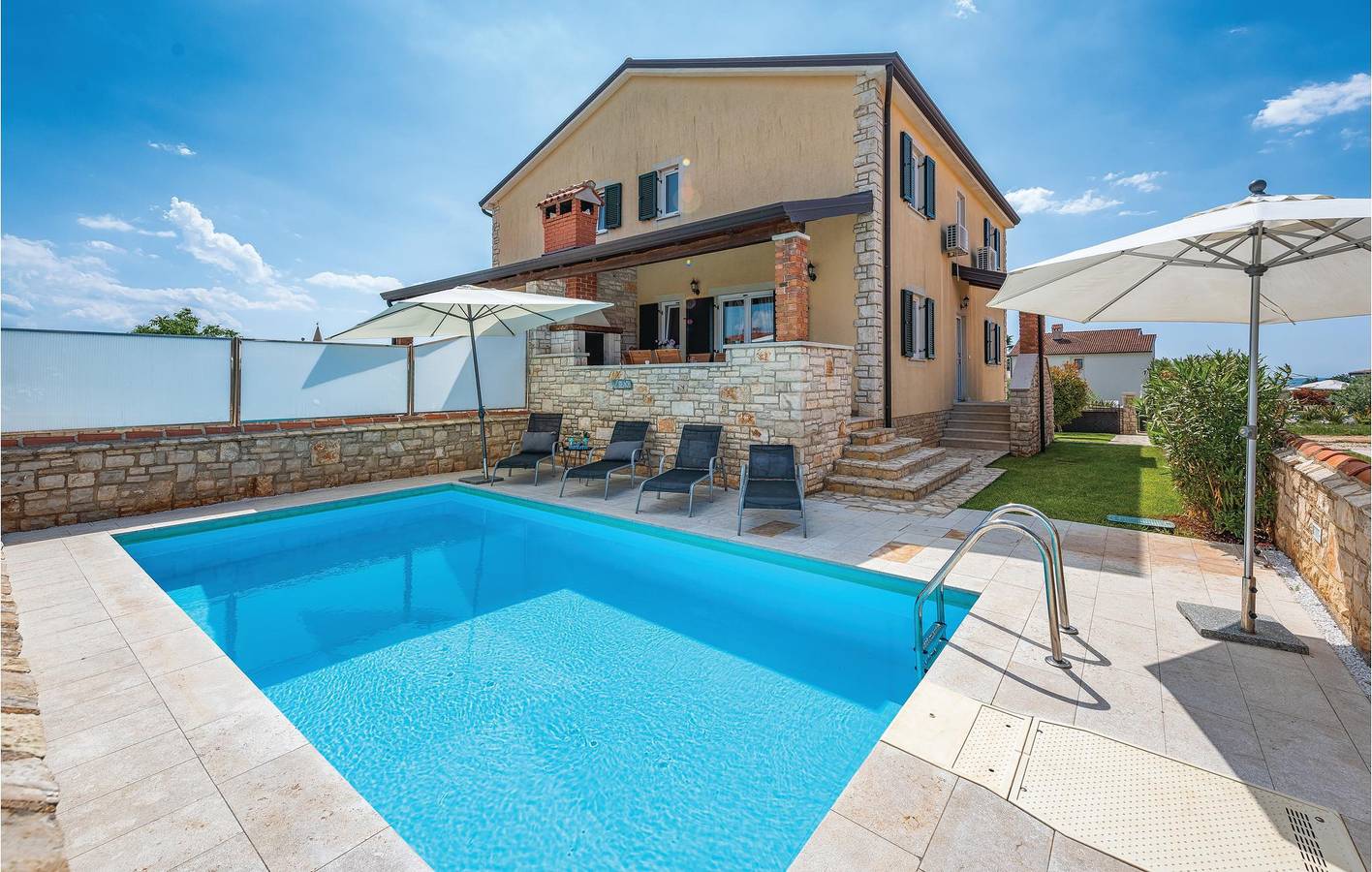 Ferienhaus für 6 Personen mit Terrasse in Lovrecica, Umag und Umgebung