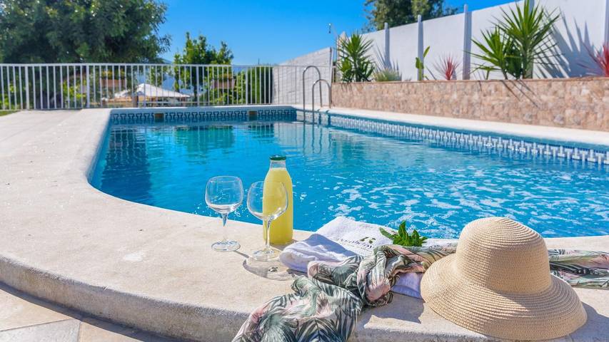 Casa rural para 10 personas, con balcón/terraza y piscina en Prado del Rey - 2